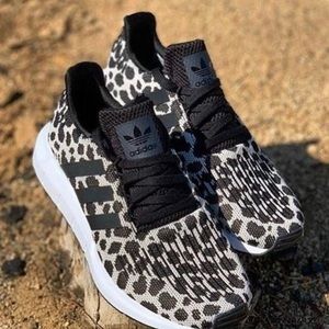 cheetah womens tennis shoes